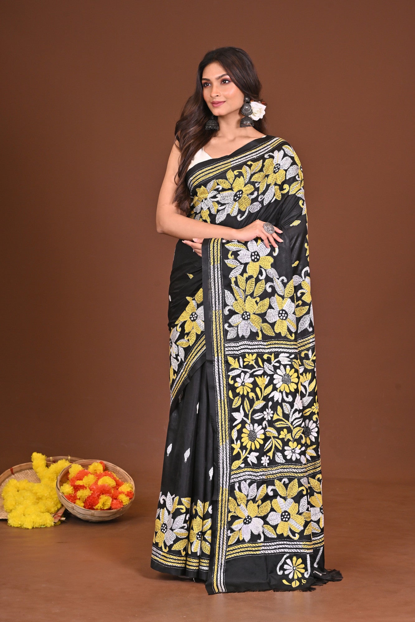 SHYAMSHAKTI BLENDED SILK KANTHA SAREE Thumbnail