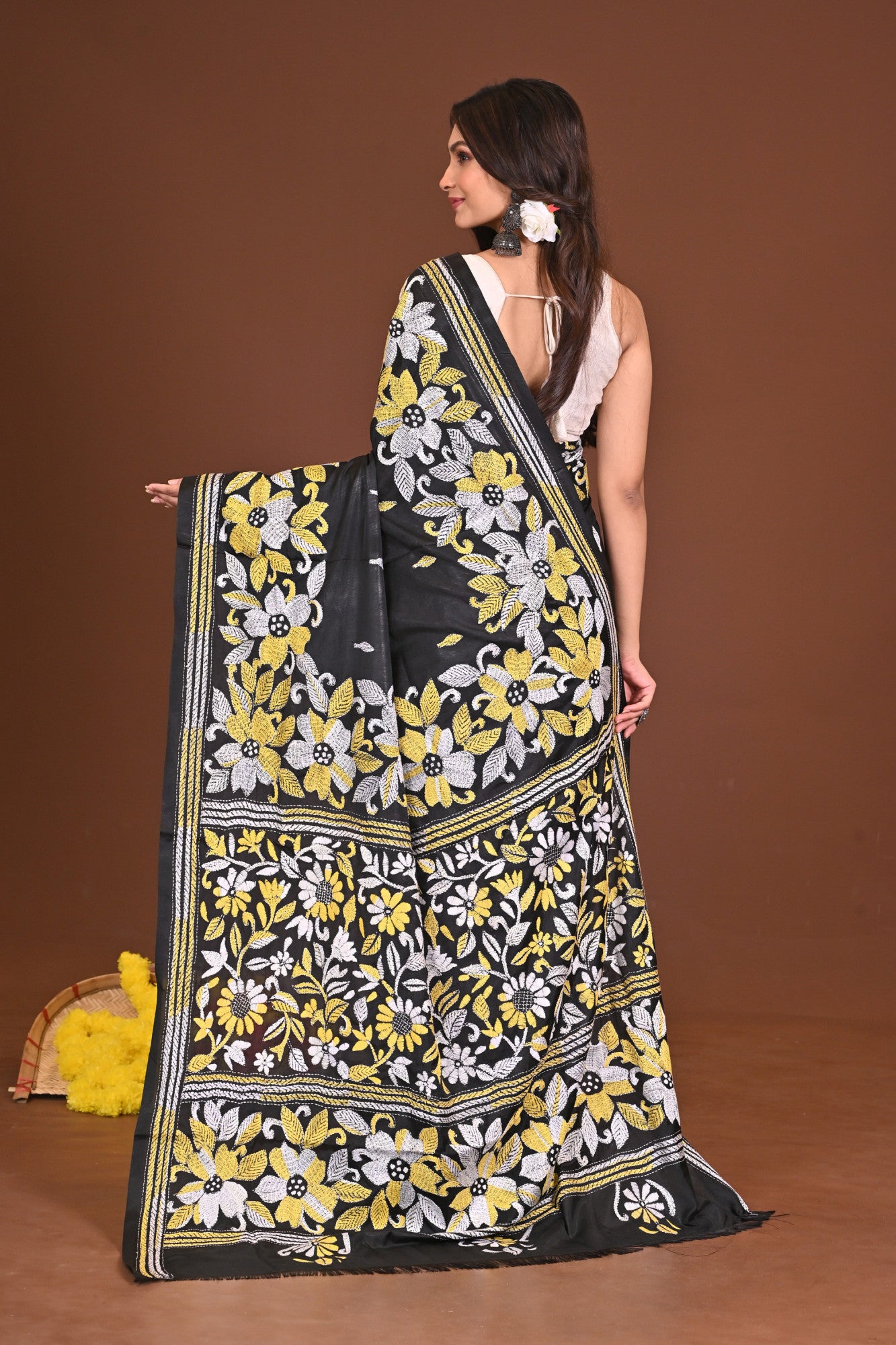 SHYAMSHAKTI BLENDED SILK KANTHA SAREE Thumbnail