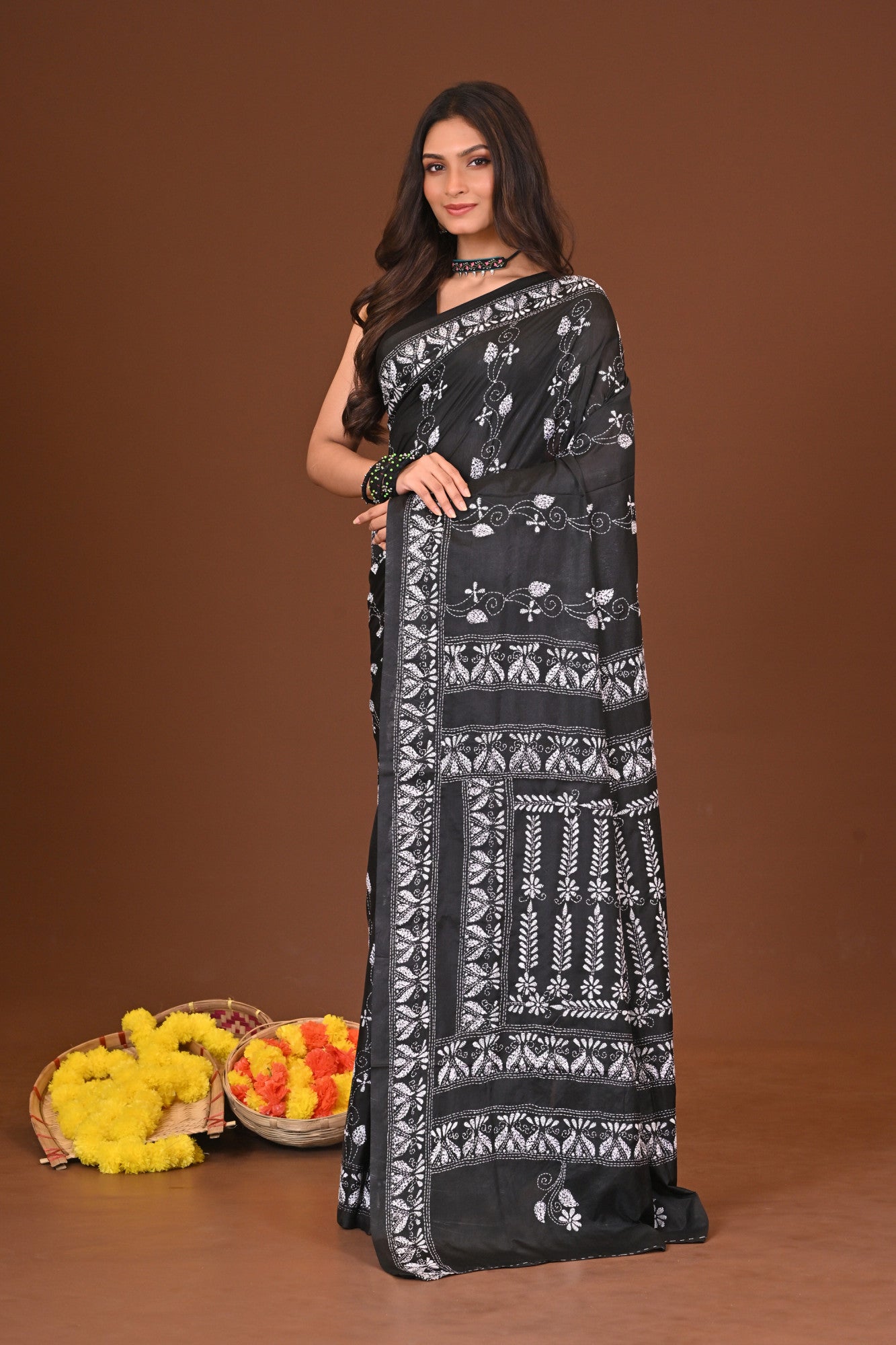 SHYAMSREE BLENDED SILK KANTHA SAREE Thumbnail