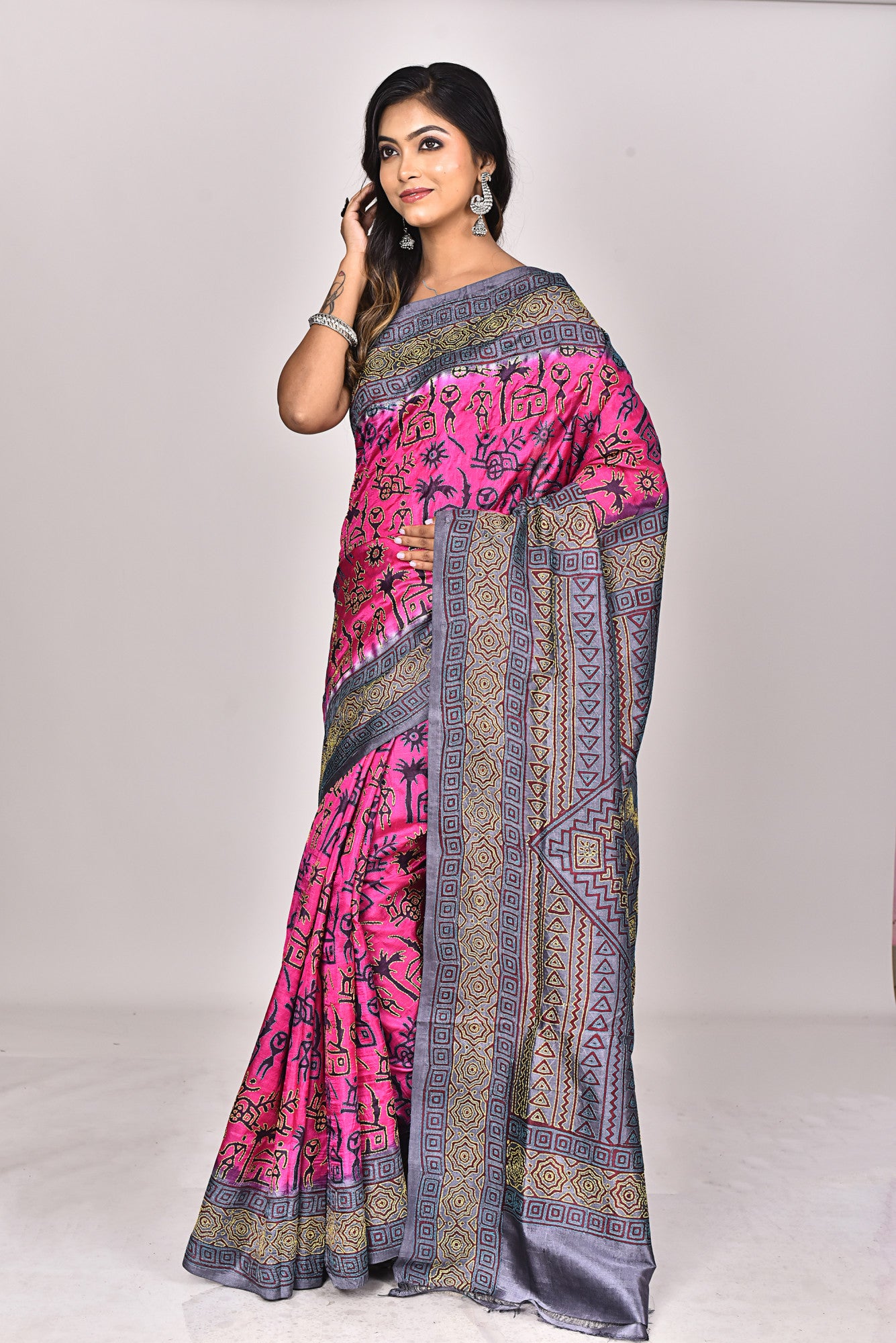 Bulian Stitch Saree Thumbnail