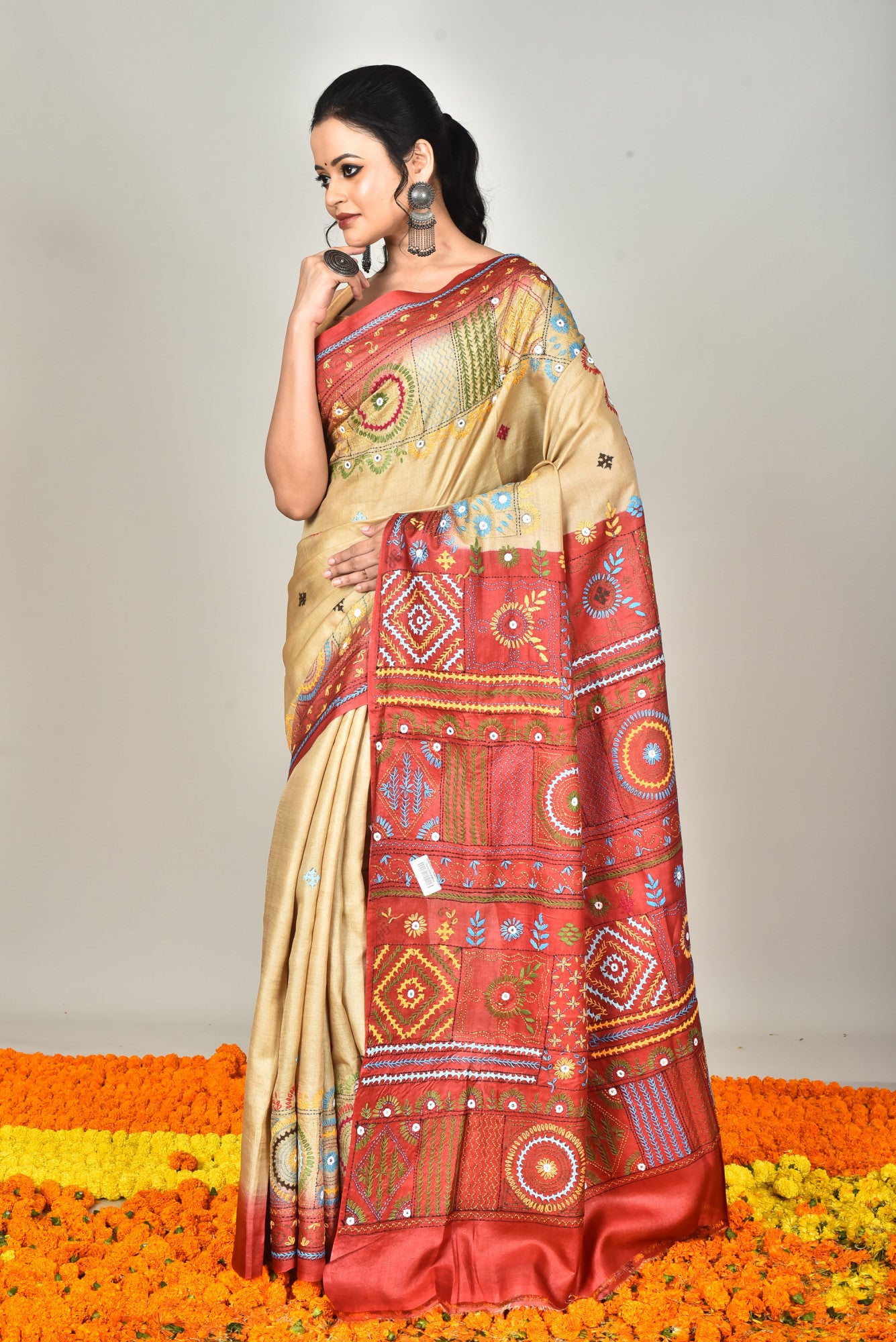 Tussar Dye Lambani Silk Kantha Saree Multicolor Thumbnail