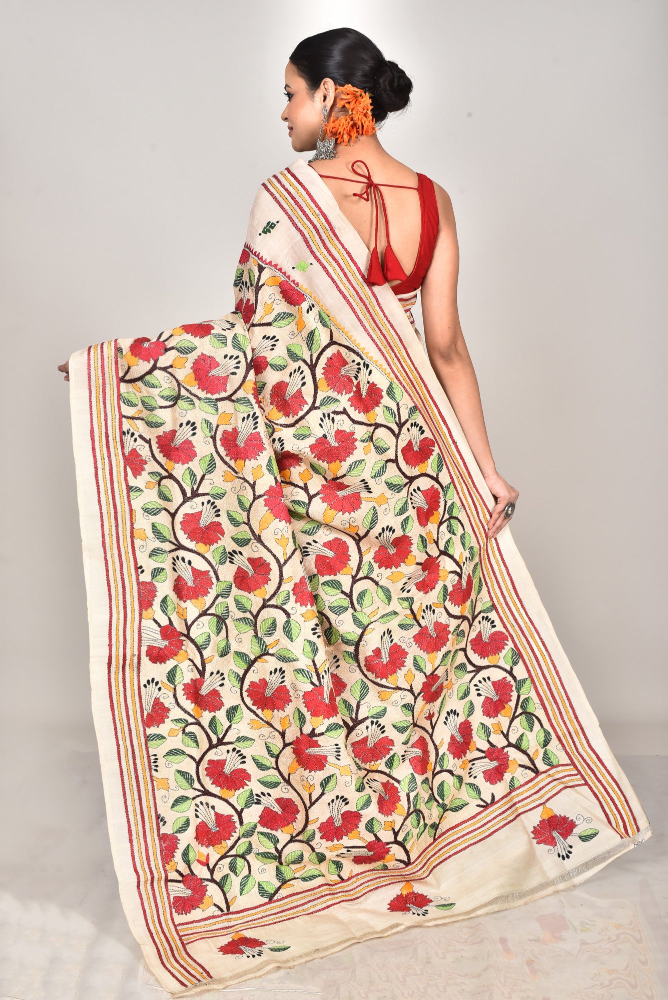 TUSSAR SILK KANTHA SAREE Thumbnail