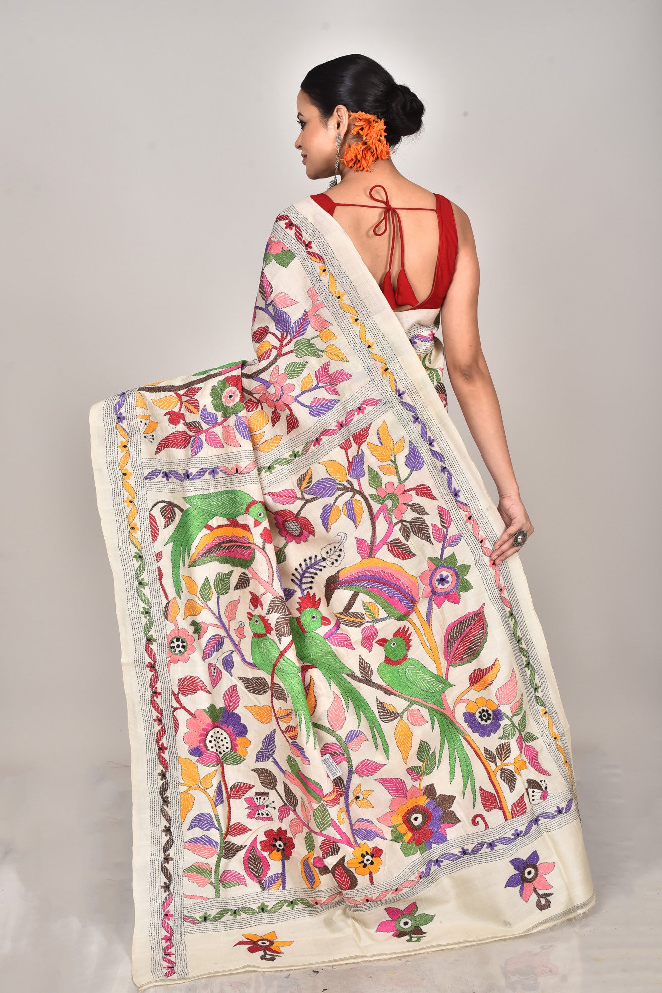 TUSSAR SILK KANTHA SAREE Thumbnail