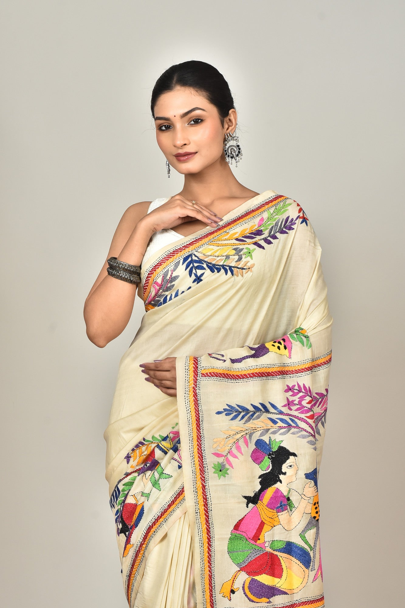 TUSSAR SILK KANTHA SAREE Thumbnail