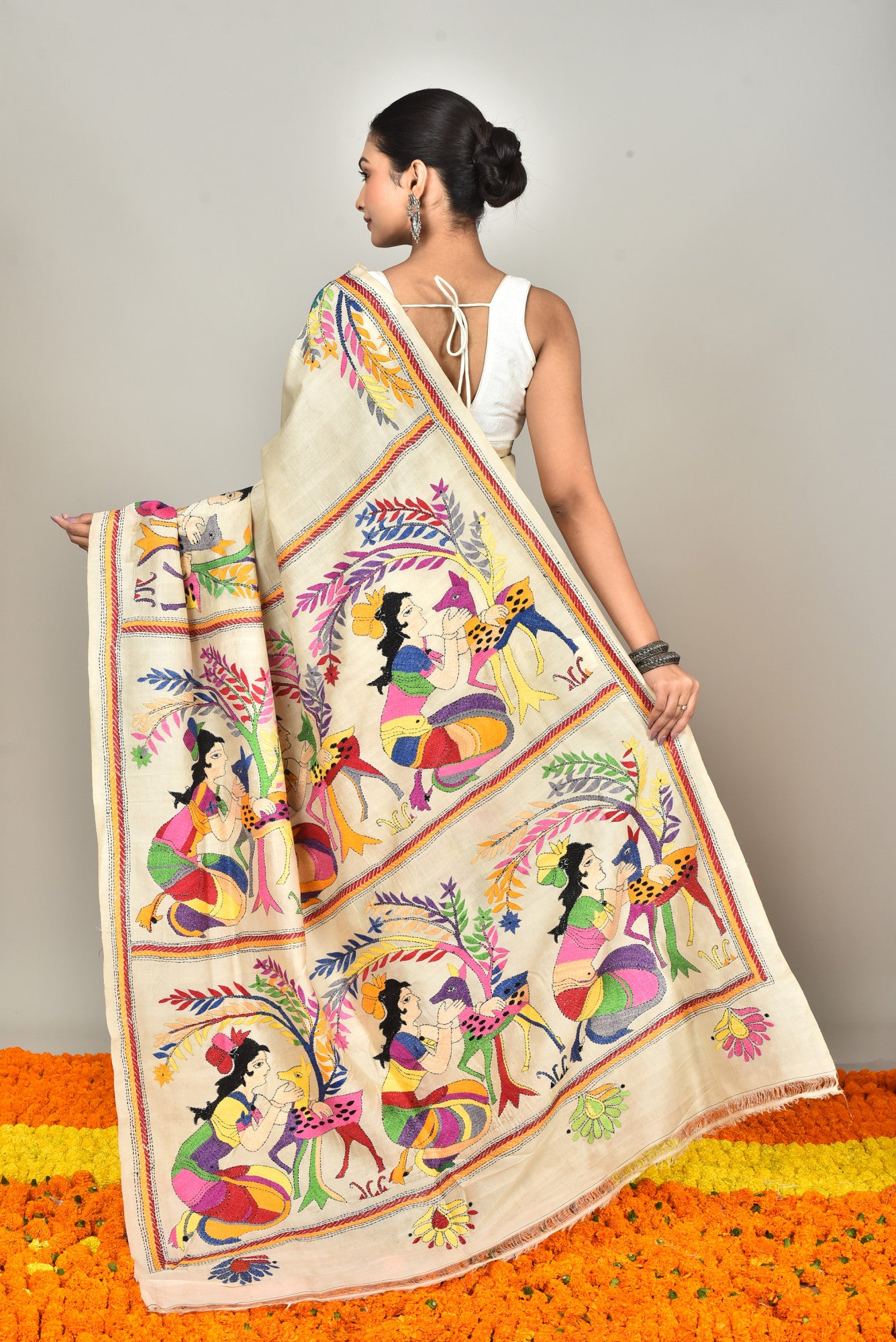 TUSSAR SILK KANTHA SAREE Thumbnail