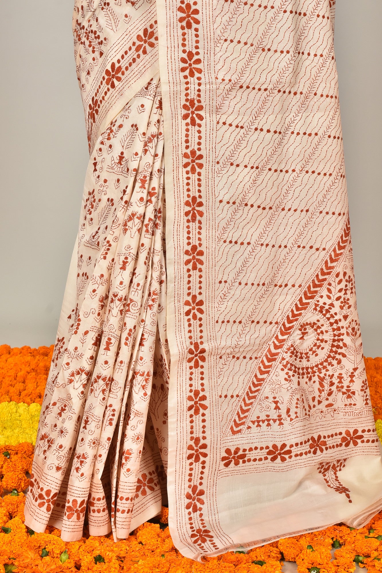 TUSSAR SILK KANTHA SAREE Thumbnail