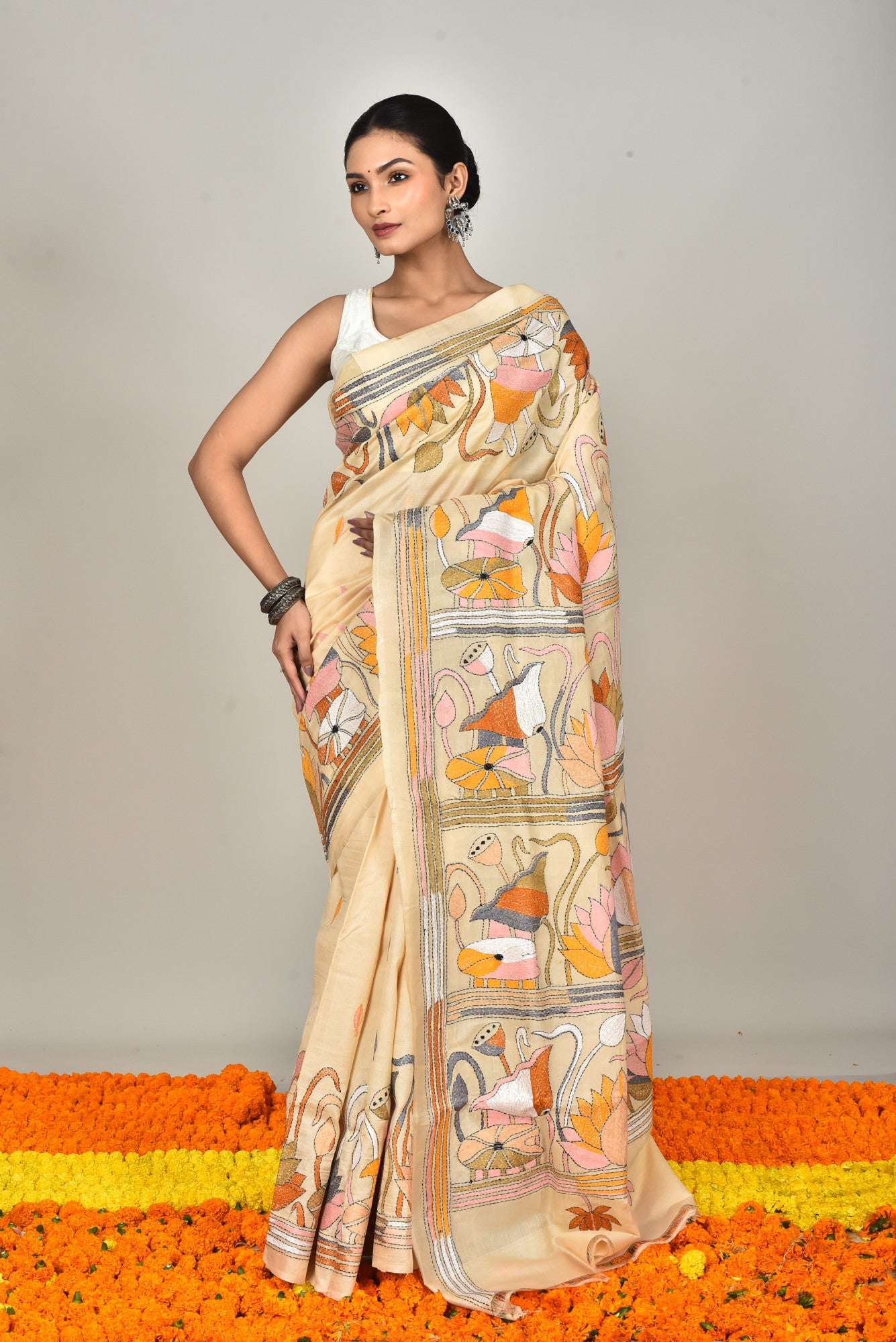 TUSSAR SILK KANTHA SAREE Thumbnail