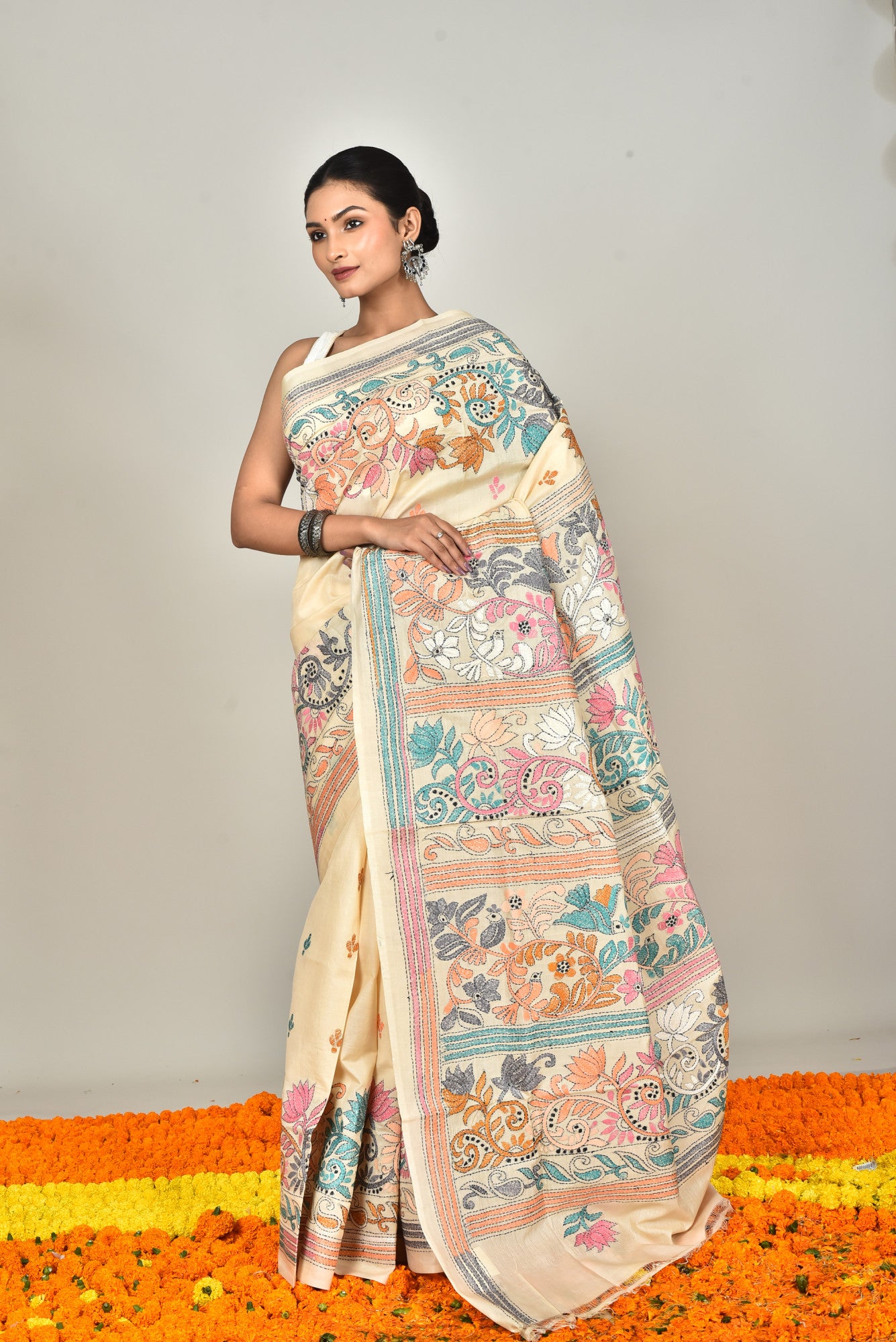 TUSSAR SILK KANTHA SAREE Thumbnail