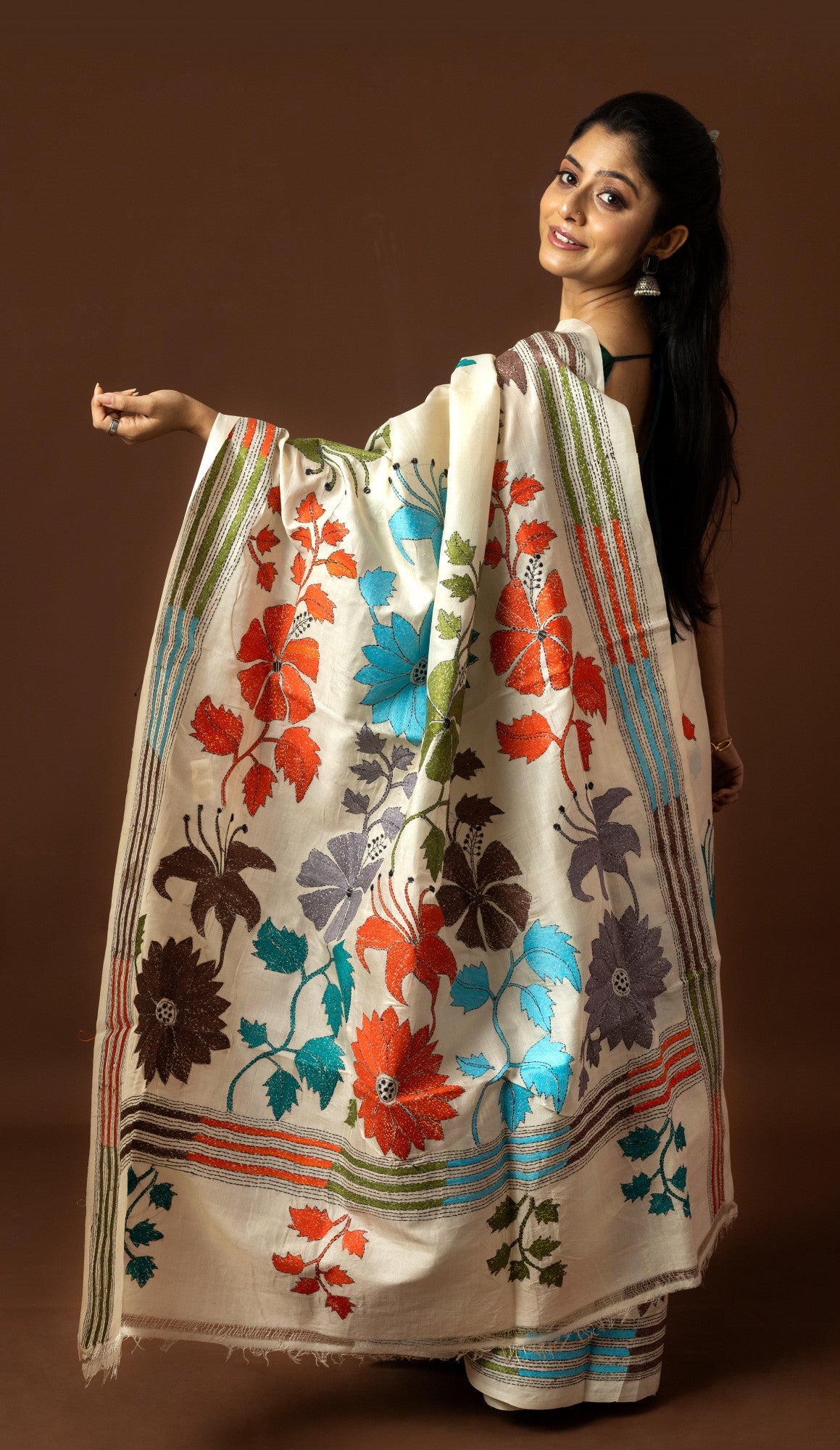 Tussar Silk Kantha Saree Thumbnail