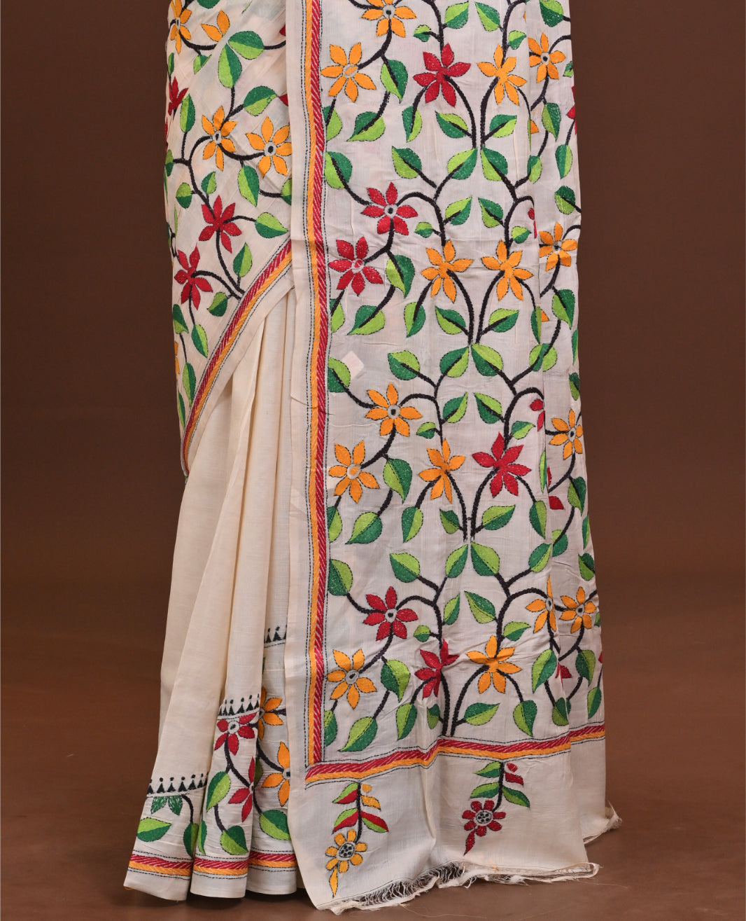 Tussar Silk Kantha Saree Thumbnail